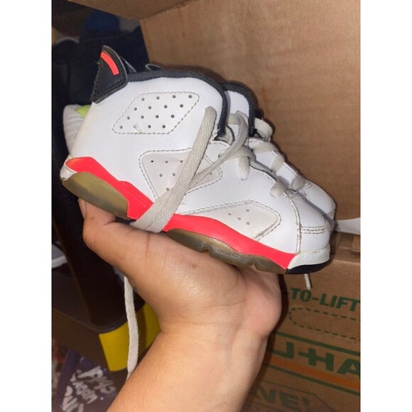 6c Jordan KIDS - Picture 2 of 2